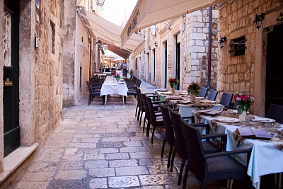 Сервировка в средиземноморском стиле